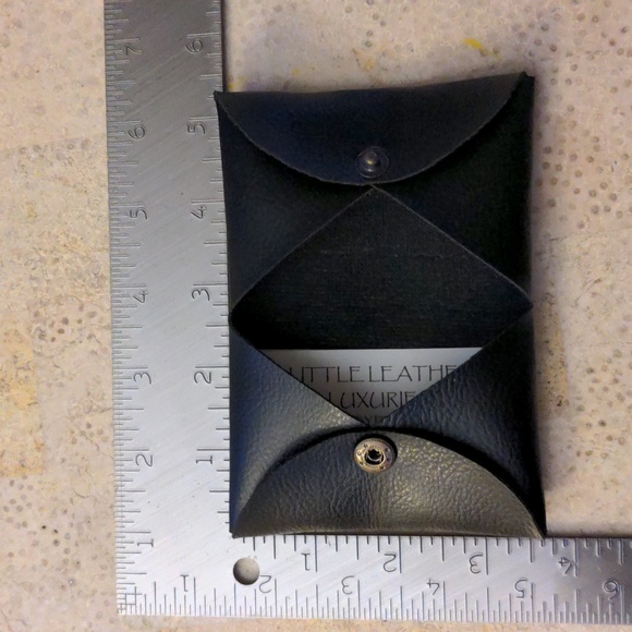 NEW! Handmade FAUX Leather Foldover  Card Holder Black/Black Antique Gold Snap - Picture 4 of 7